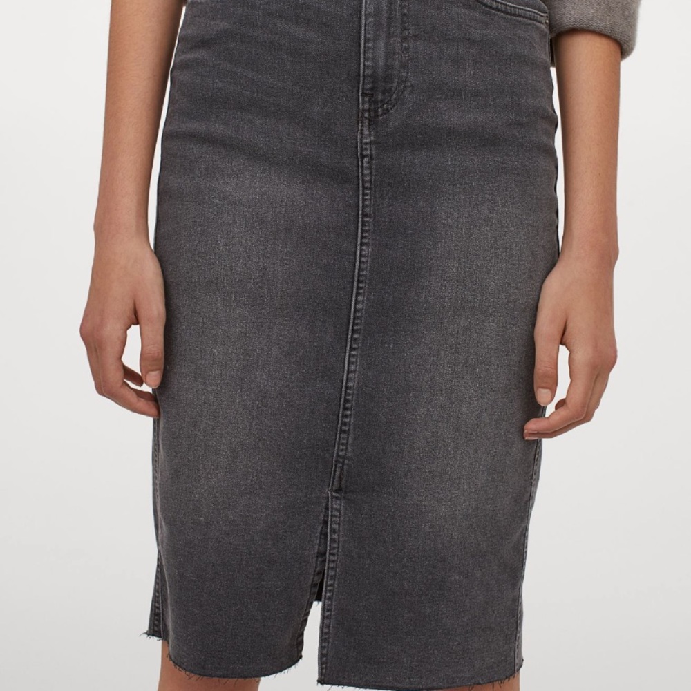 Size 10 brand new in bag H&M Black Denim Skirt